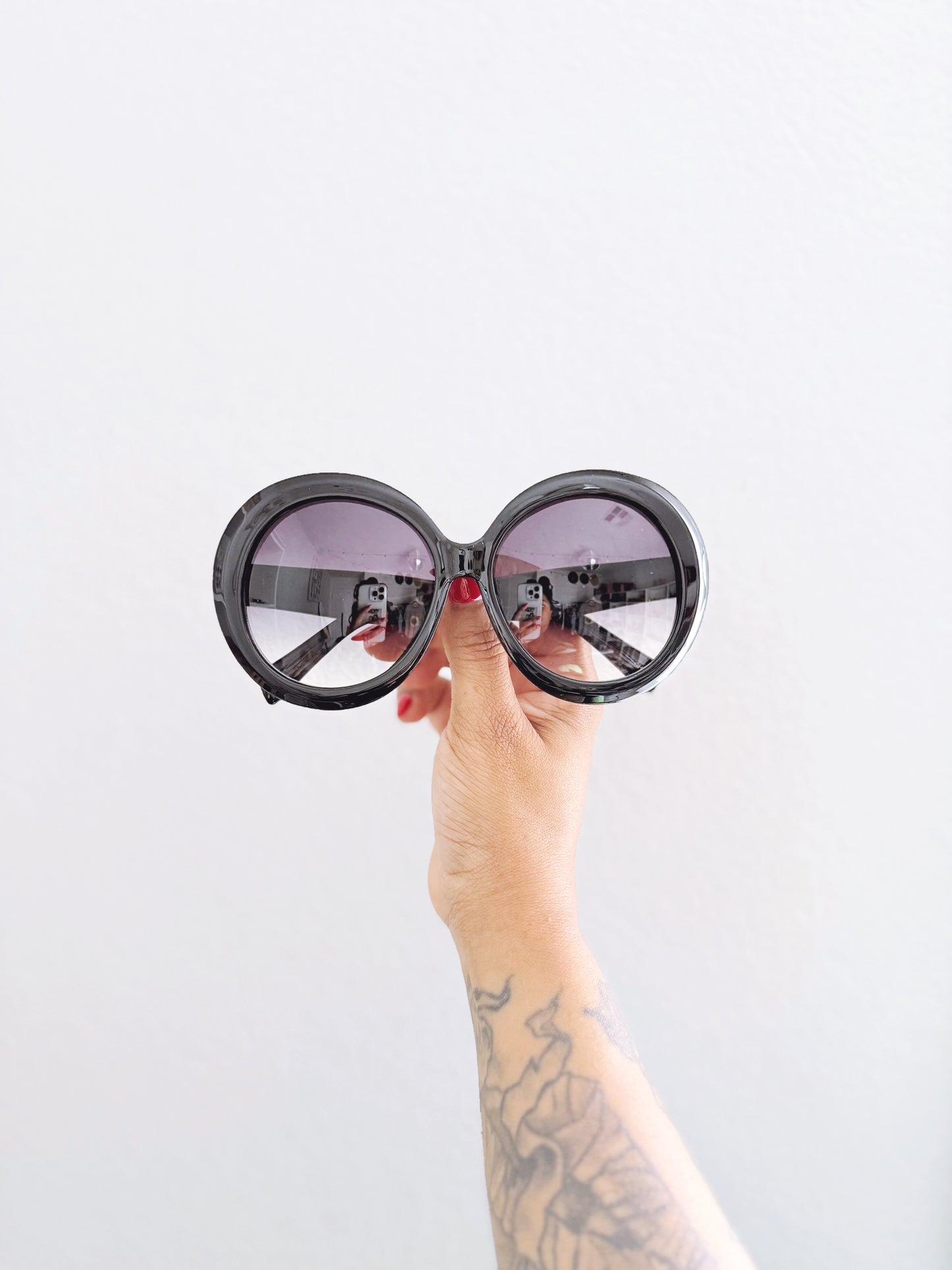 Vintage Style Oversized Sunglasses - Black