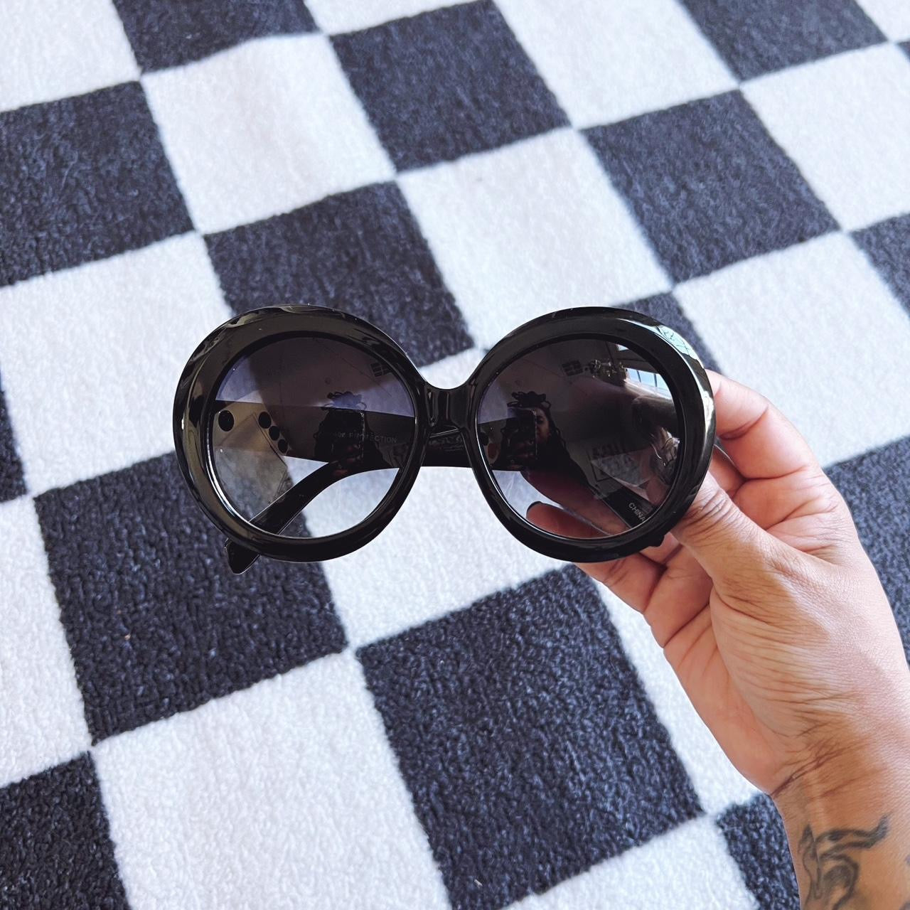 Vintage Style Oversized Sunglasses - Black