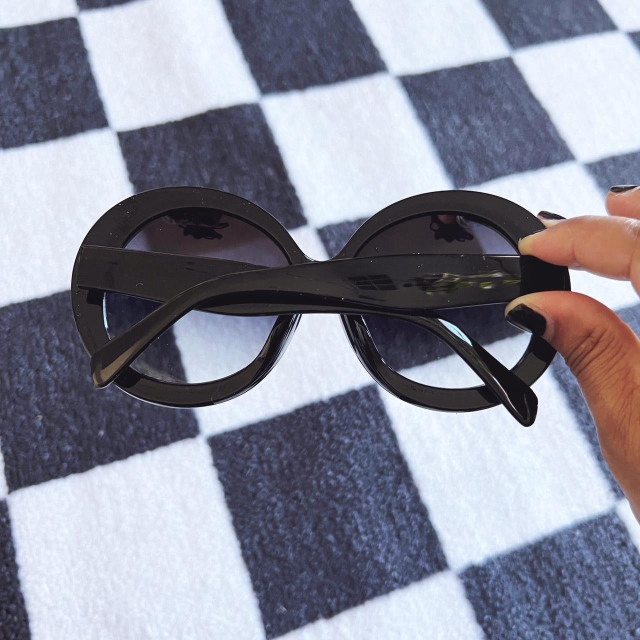 Vintage Style Oversized Sunglasses - Black