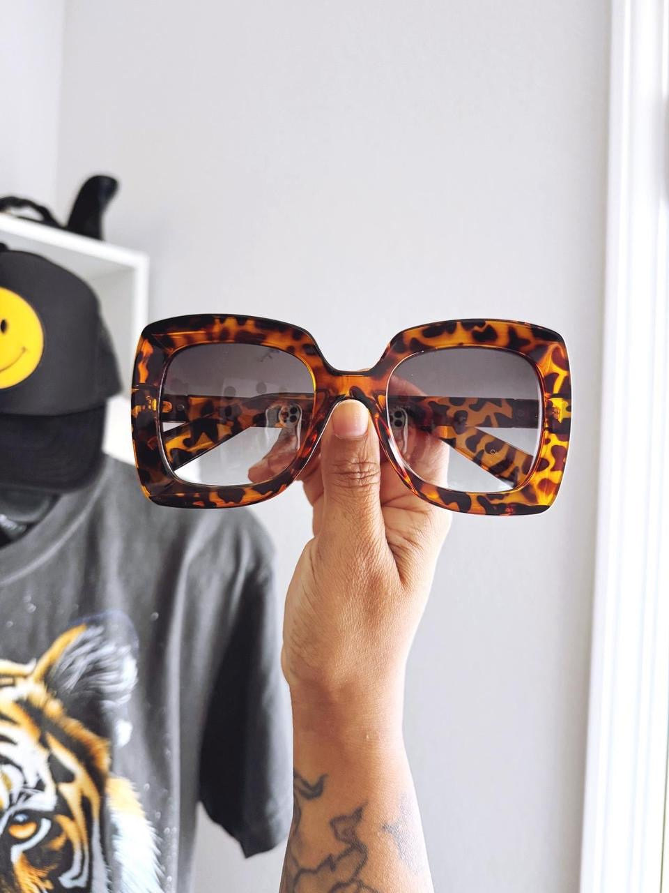 Vintage Style Oversized Sunglasses