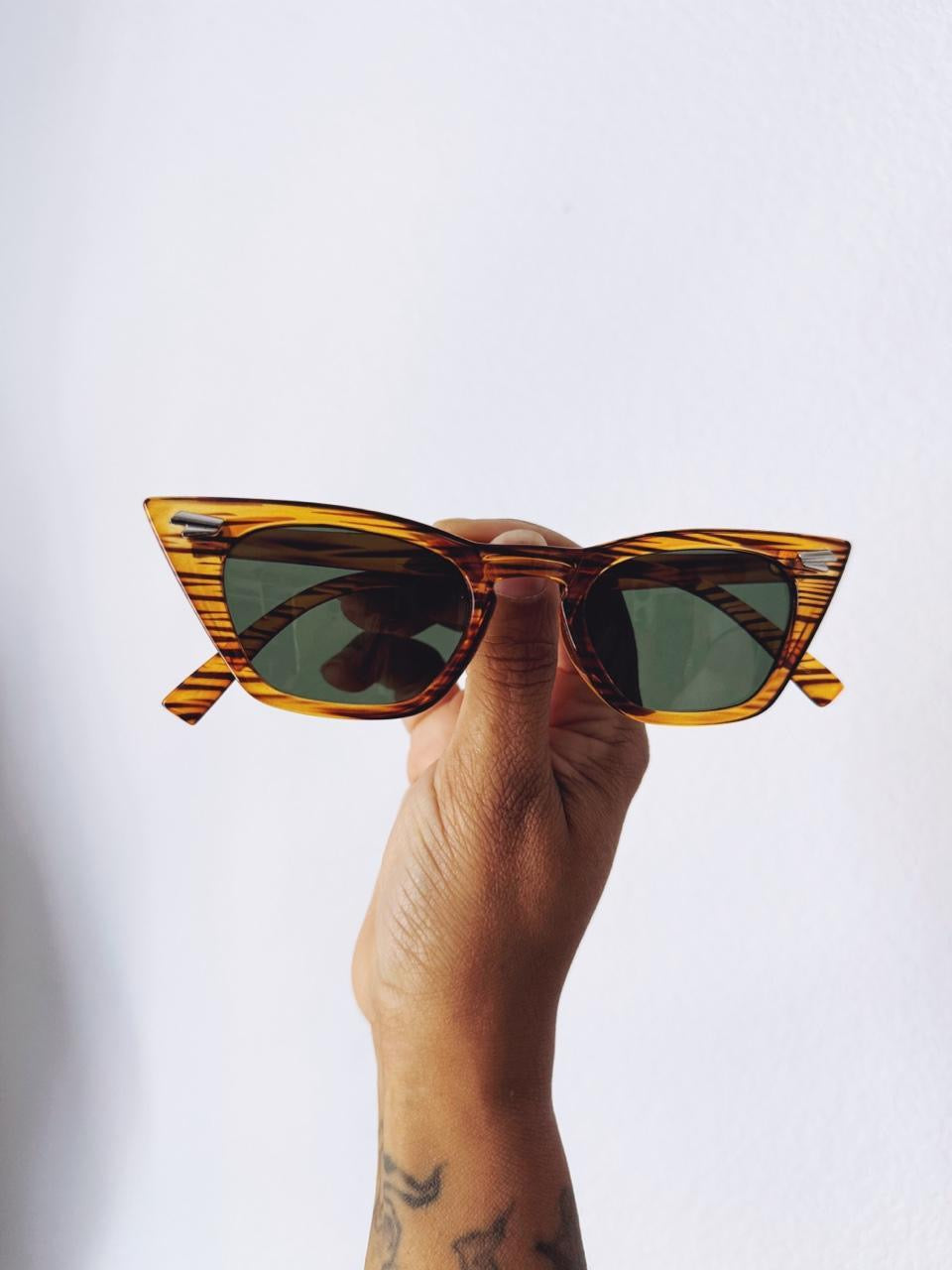 Vintage Style Cat Eye Sunglasses