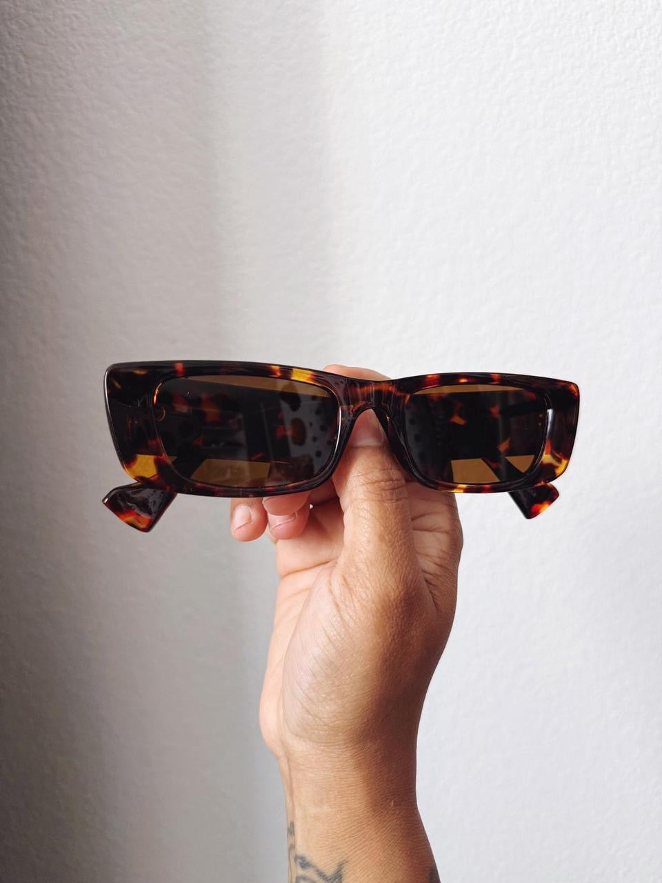 Vintage Style Rectangular Sunglasses
