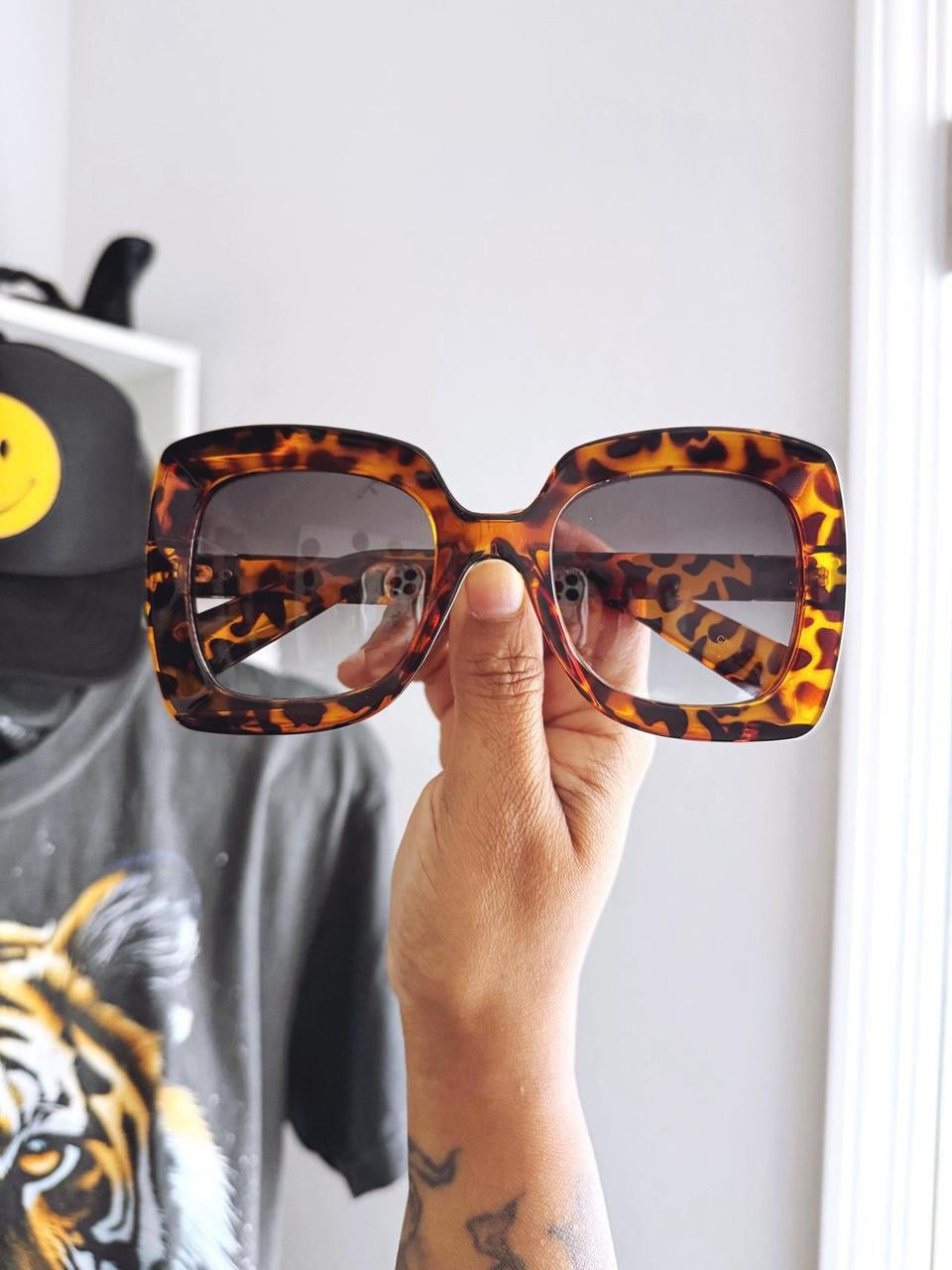 Vintage Style Oversized Sunglasses
