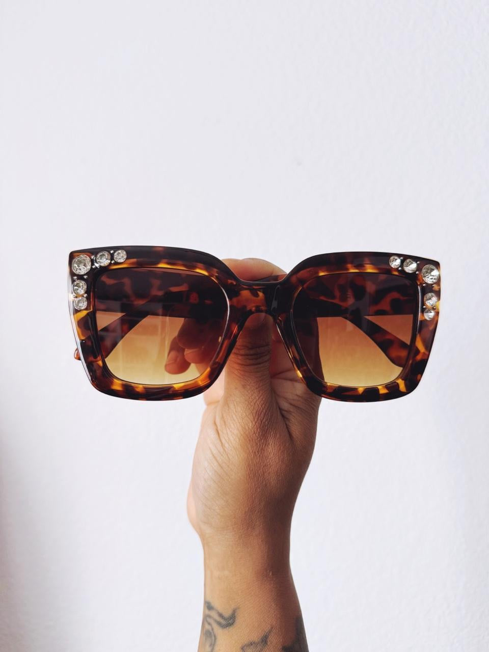 Vintage Style Oversized Rhinestone Sunglasses