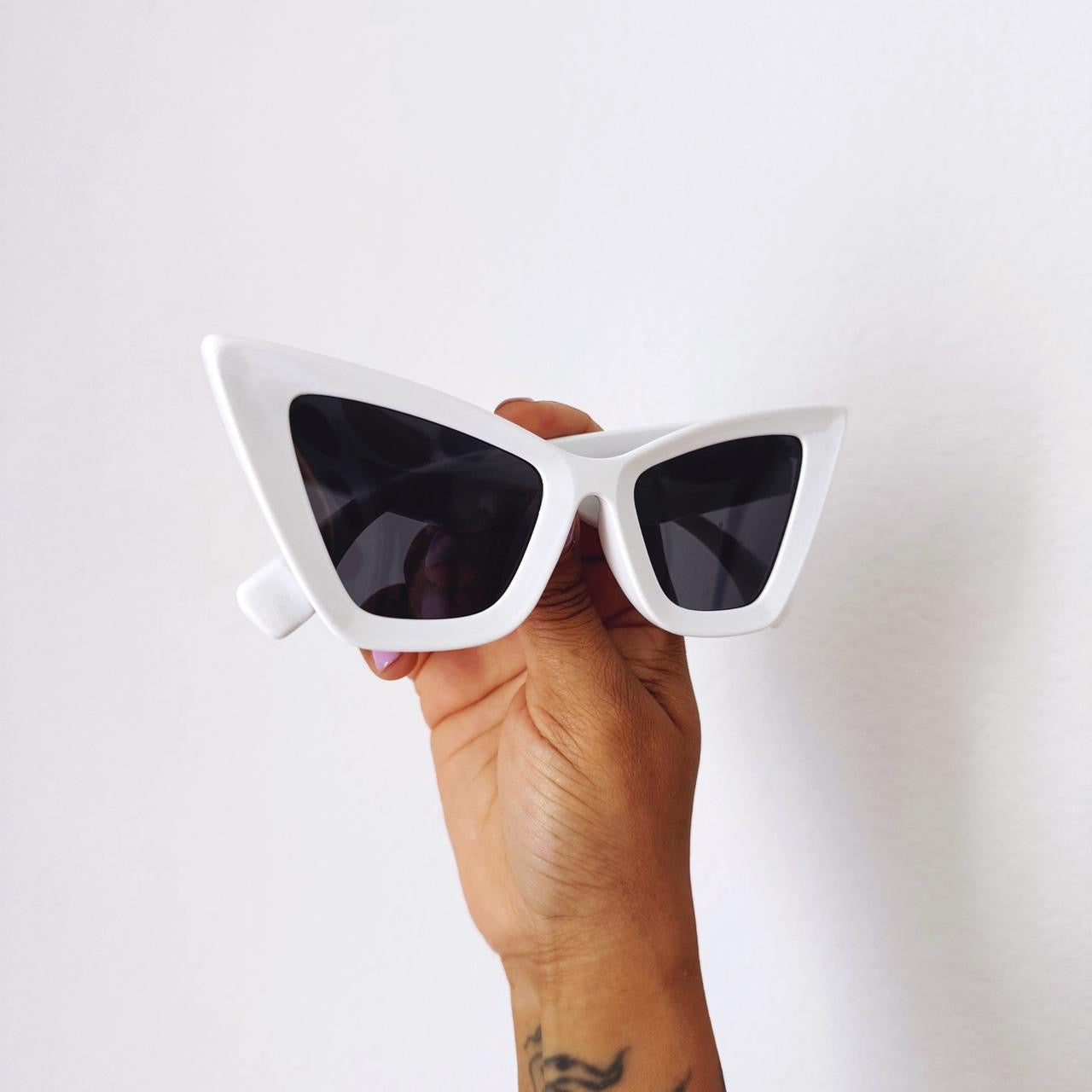 Vintage Style Cat Eye Sunglasses