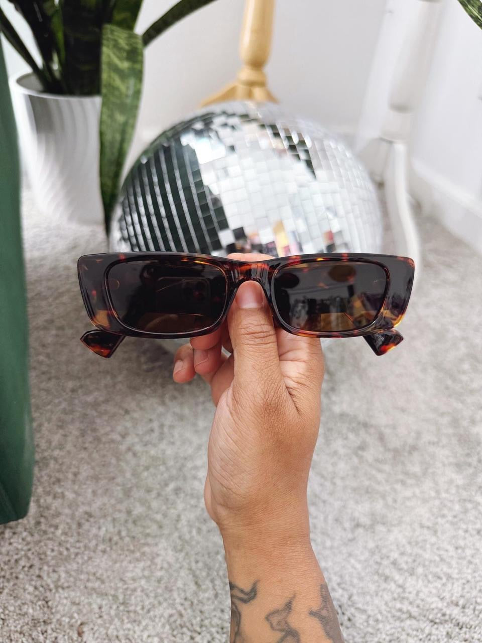 Vintage Style Rectangular Sunglasses